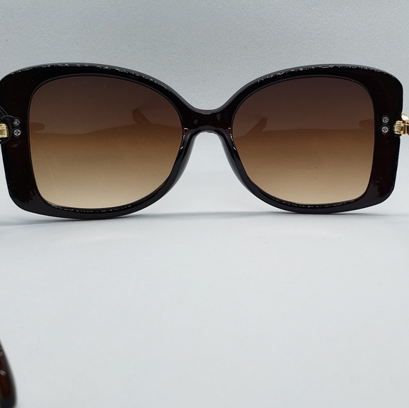 Set of 2 Butterfly Accent Temple Sunglasses - Picture 2 of 6